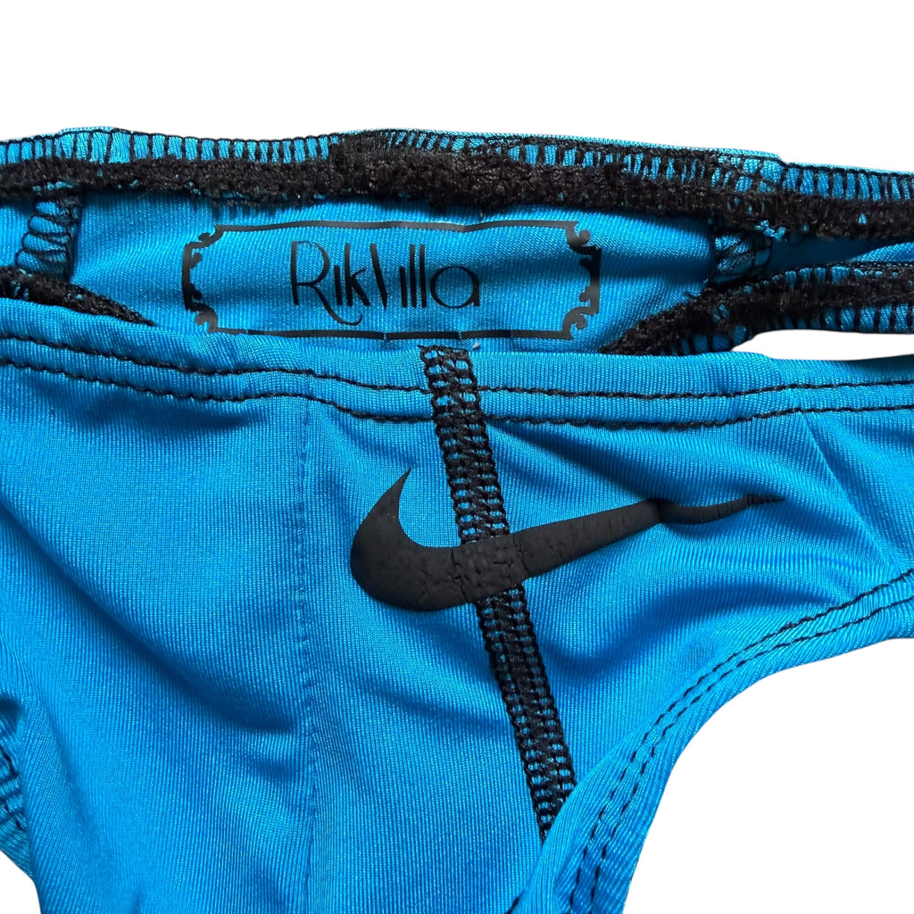 Nike Dri-Fit Thong. S