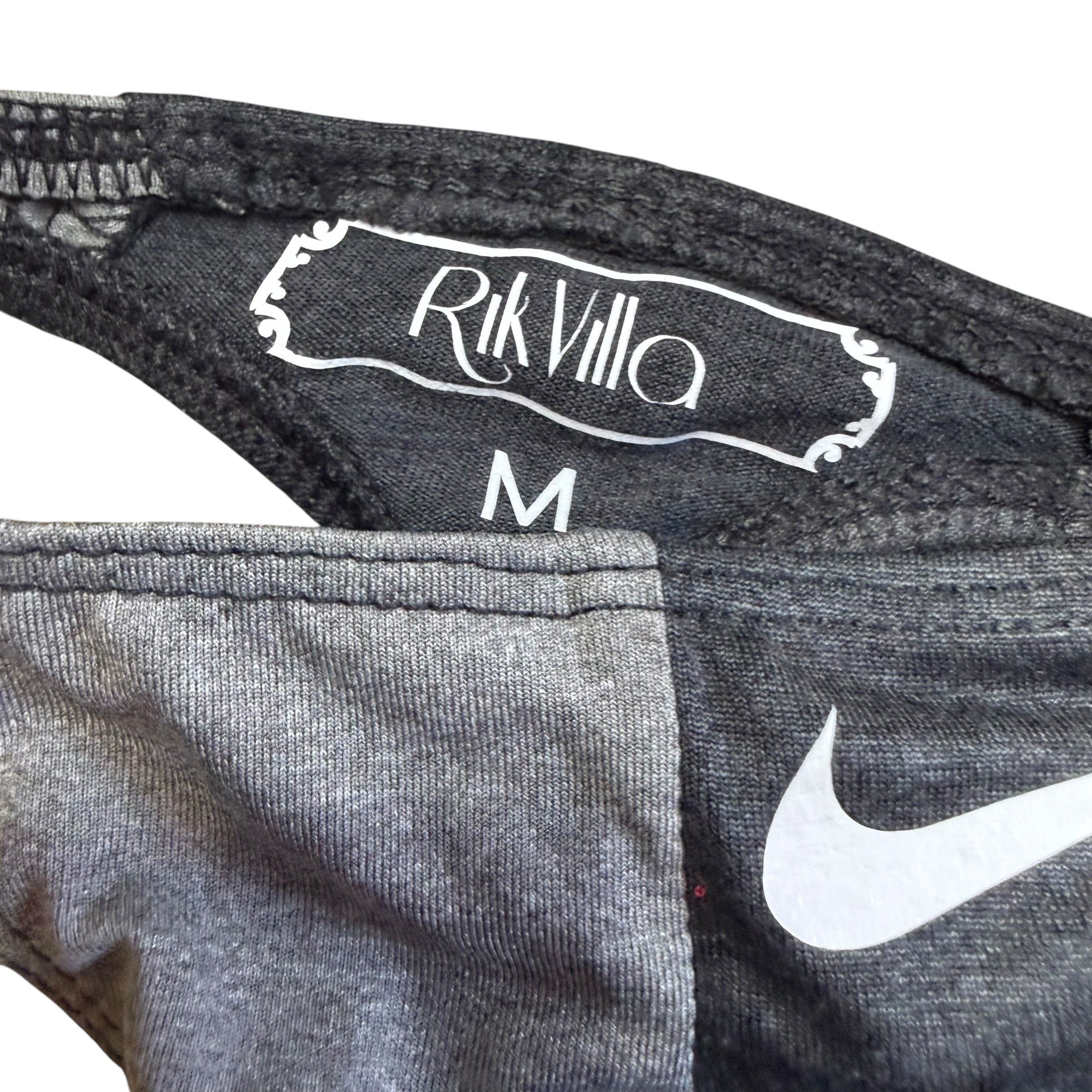 Nike Dri-Fit Thong. M