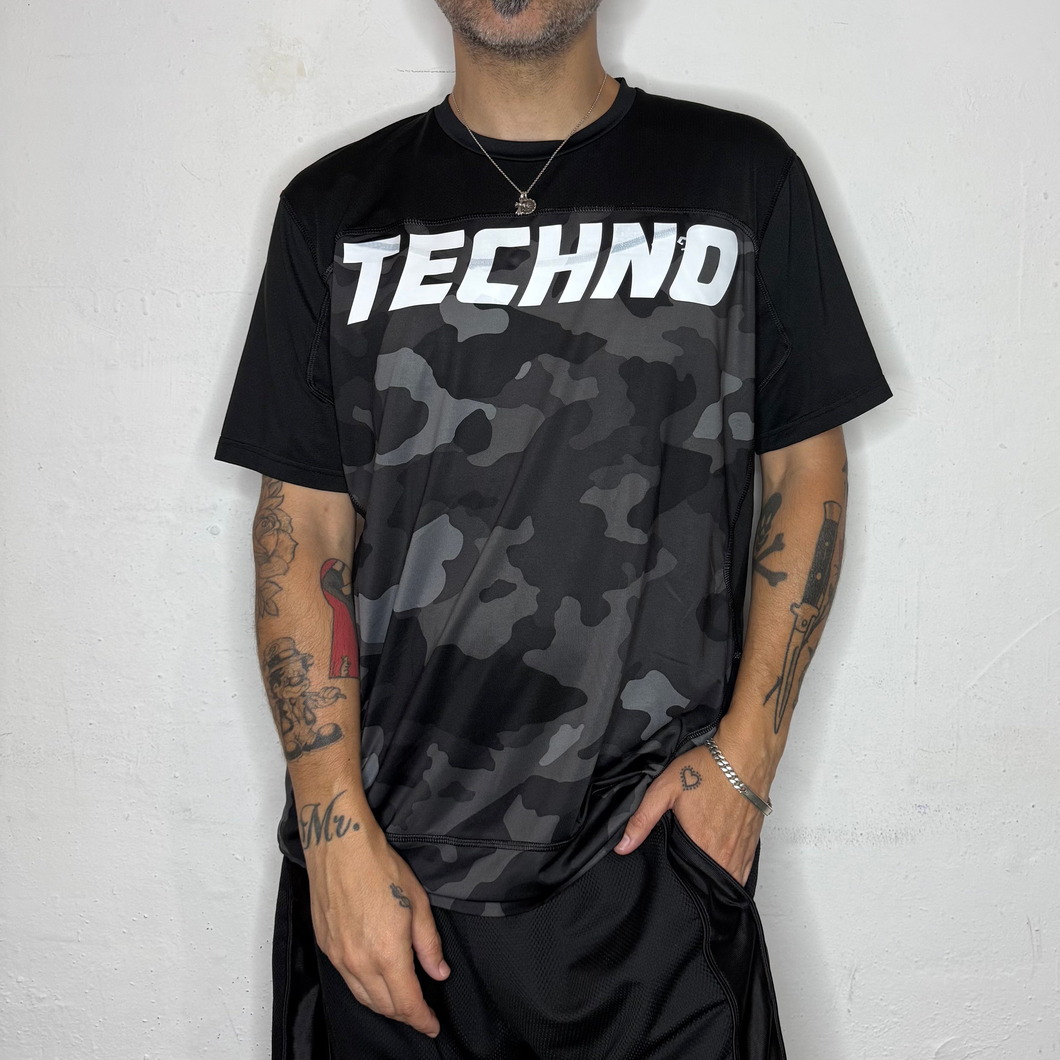 Techno Champion Camo. L