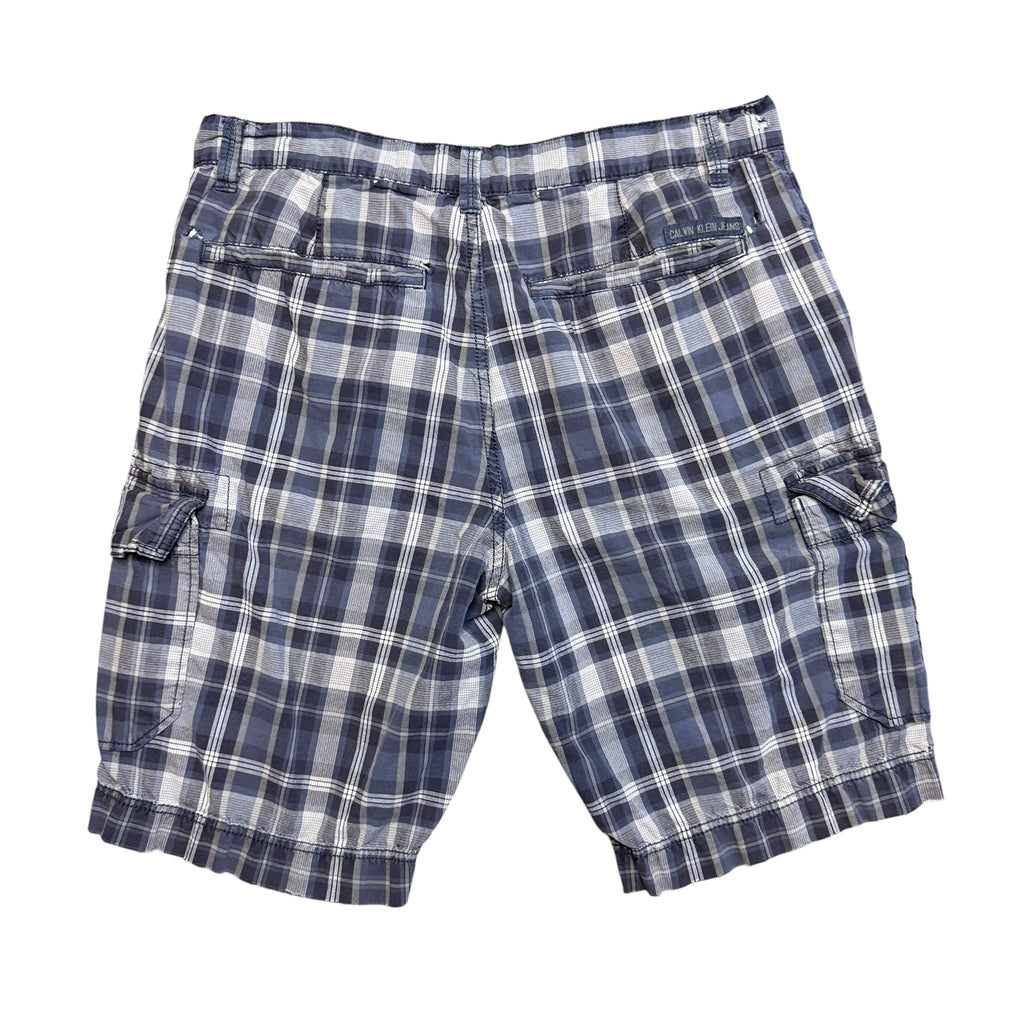 Calvin Klien Jeans Plaid Shorts. 32