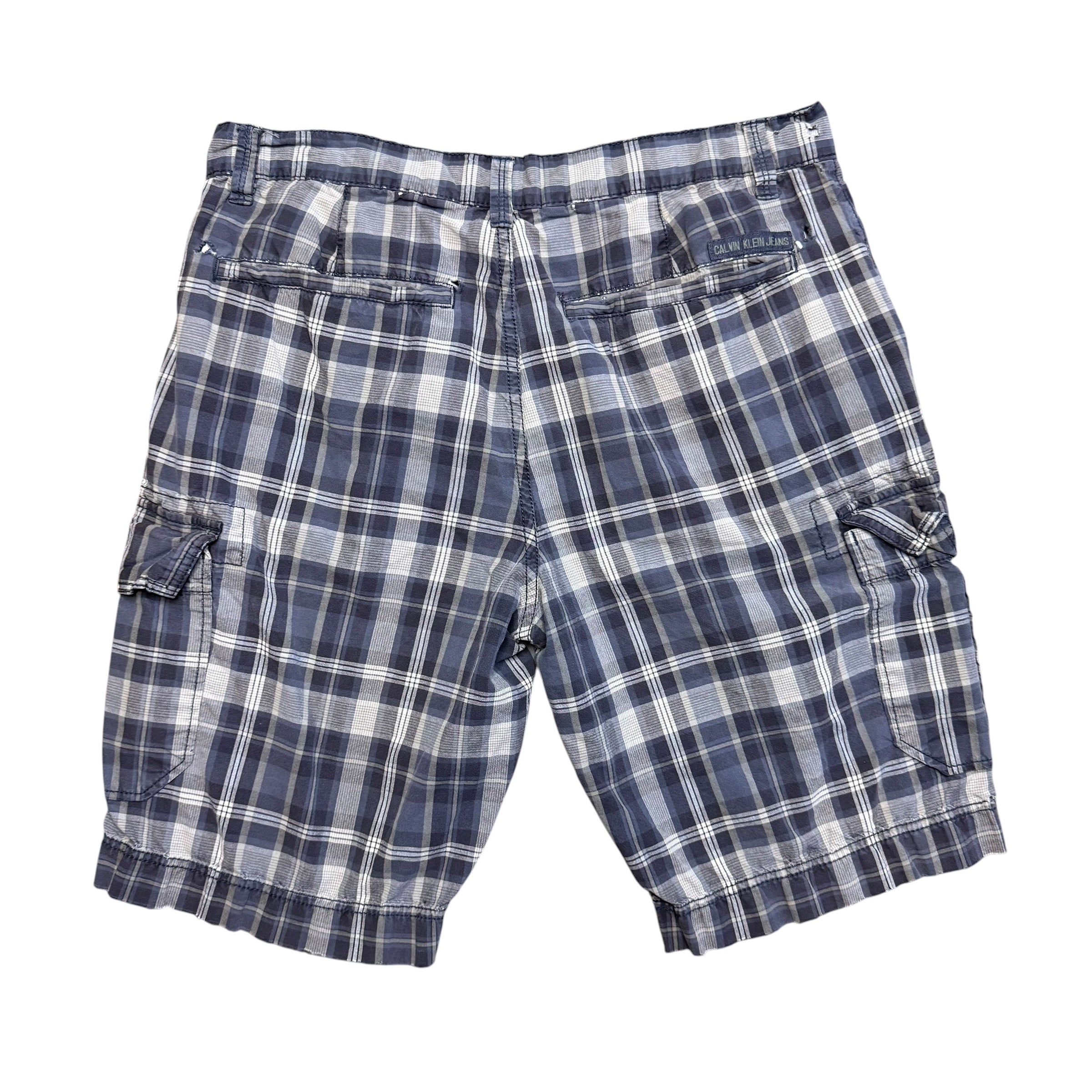 Calvin Klien Jeans Plaid Shorts. 32