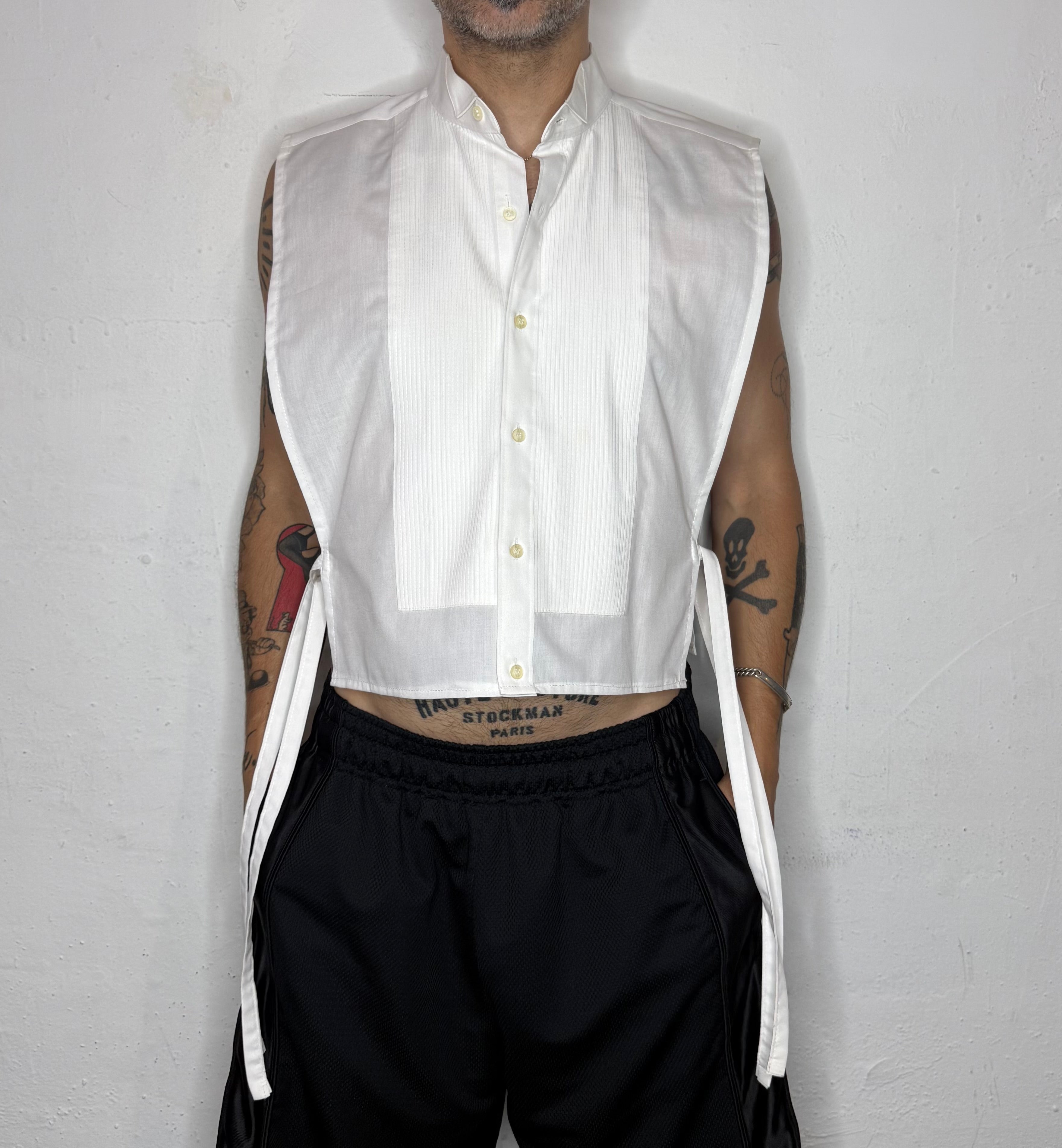 Tuxedo Crop Open Side Shirt. O/S