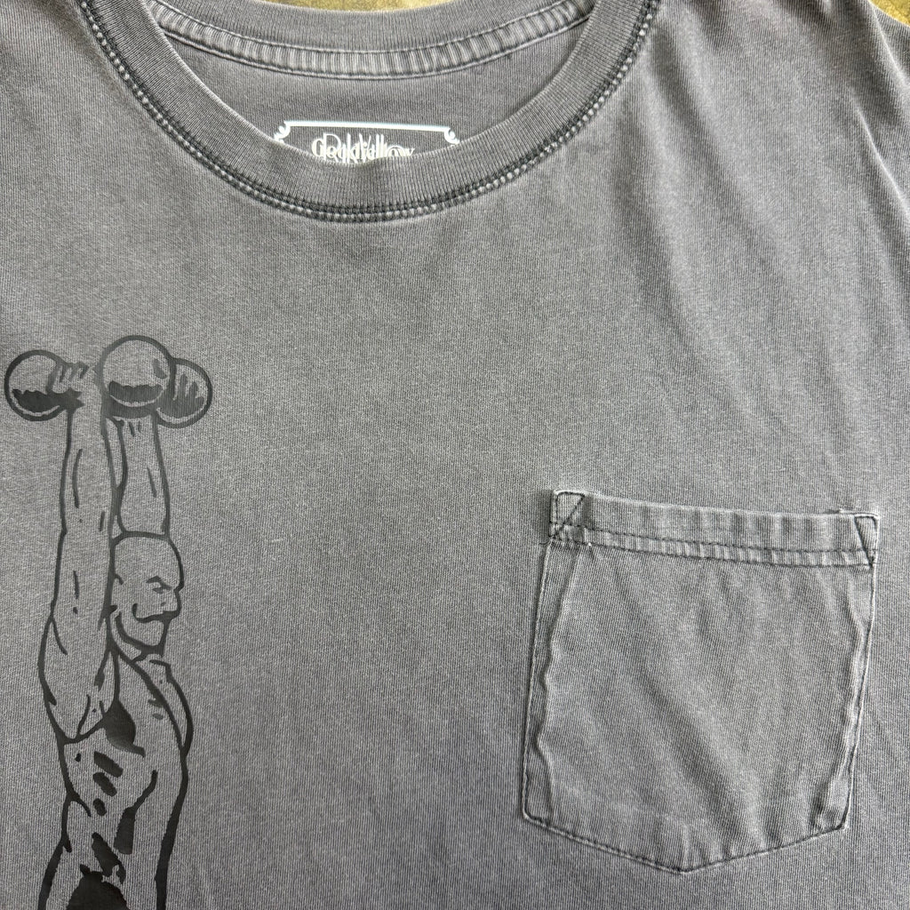 "Press Carry" Crop T-Shirt. XL