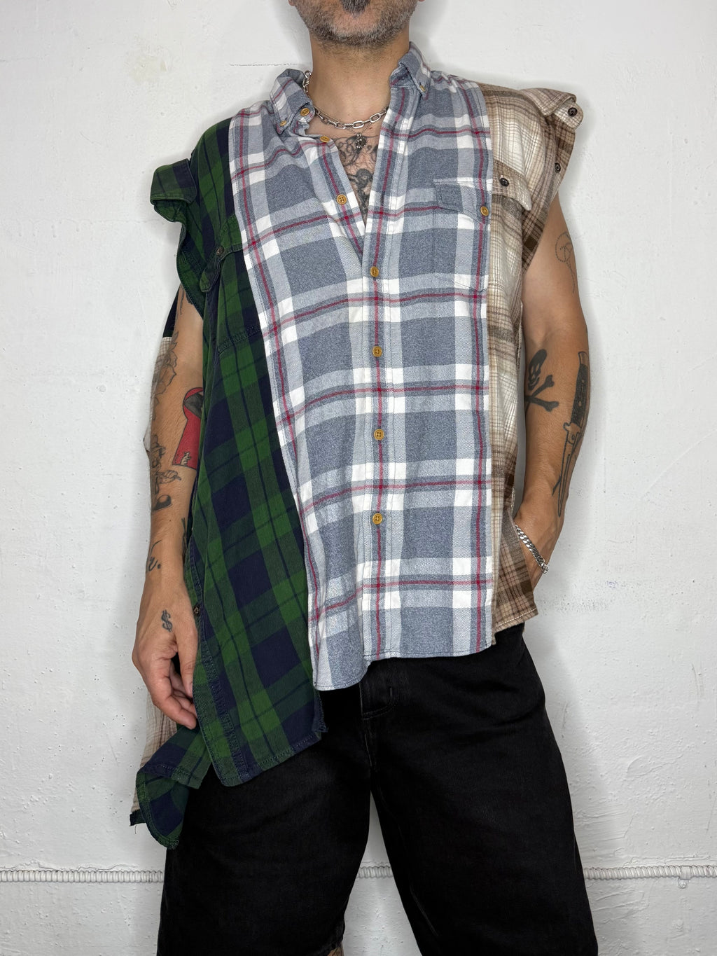 Flannel Button Up Muscle. L