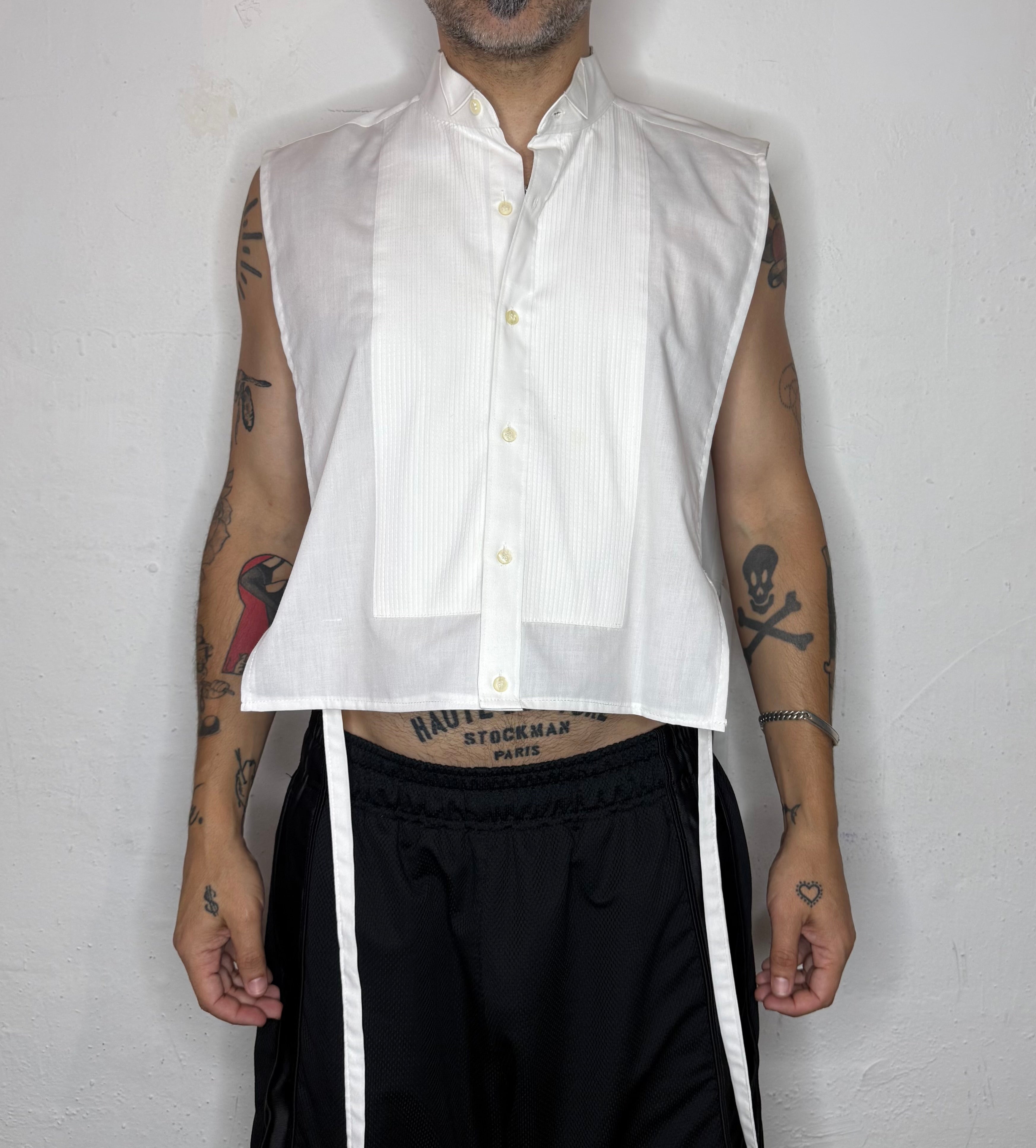 Tuxedo Crop Open Side Shirt. O/S