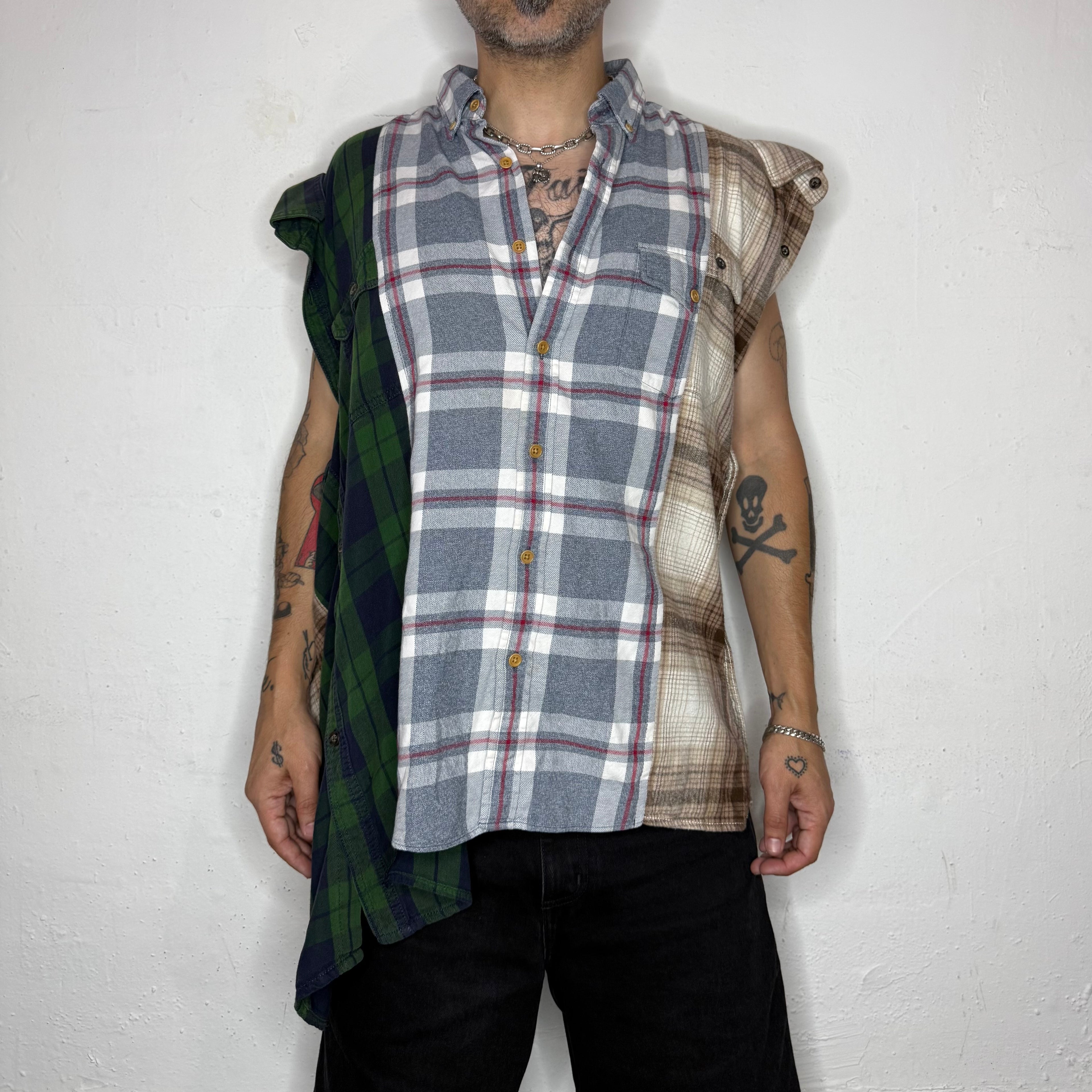 Flannel Button Up Muscle. L