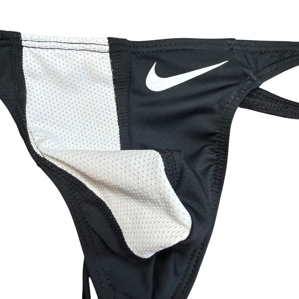 Nike Dri-Fit Thong. M