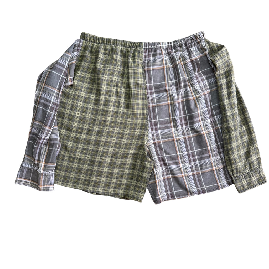 Green Plaid Button Up Shorts. O/S
