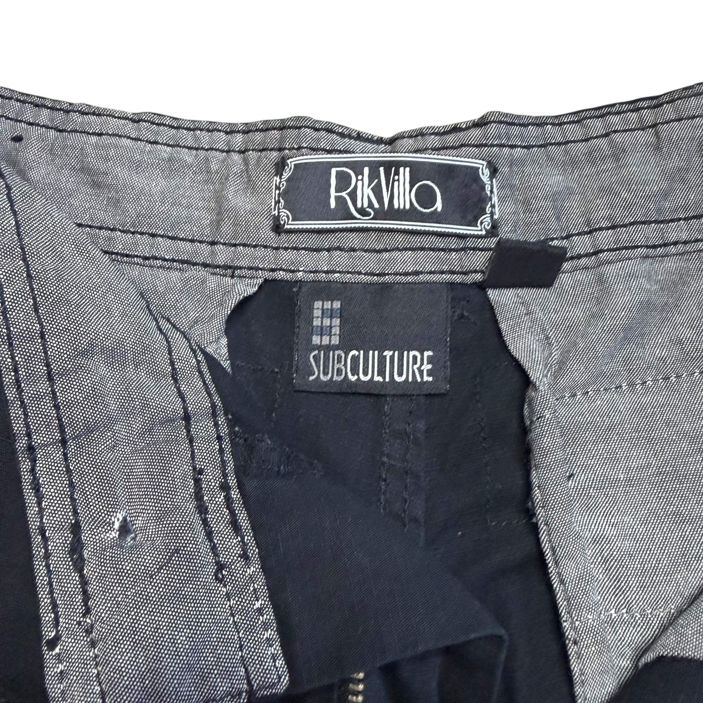Patch'D Cargo Shorts. 32
