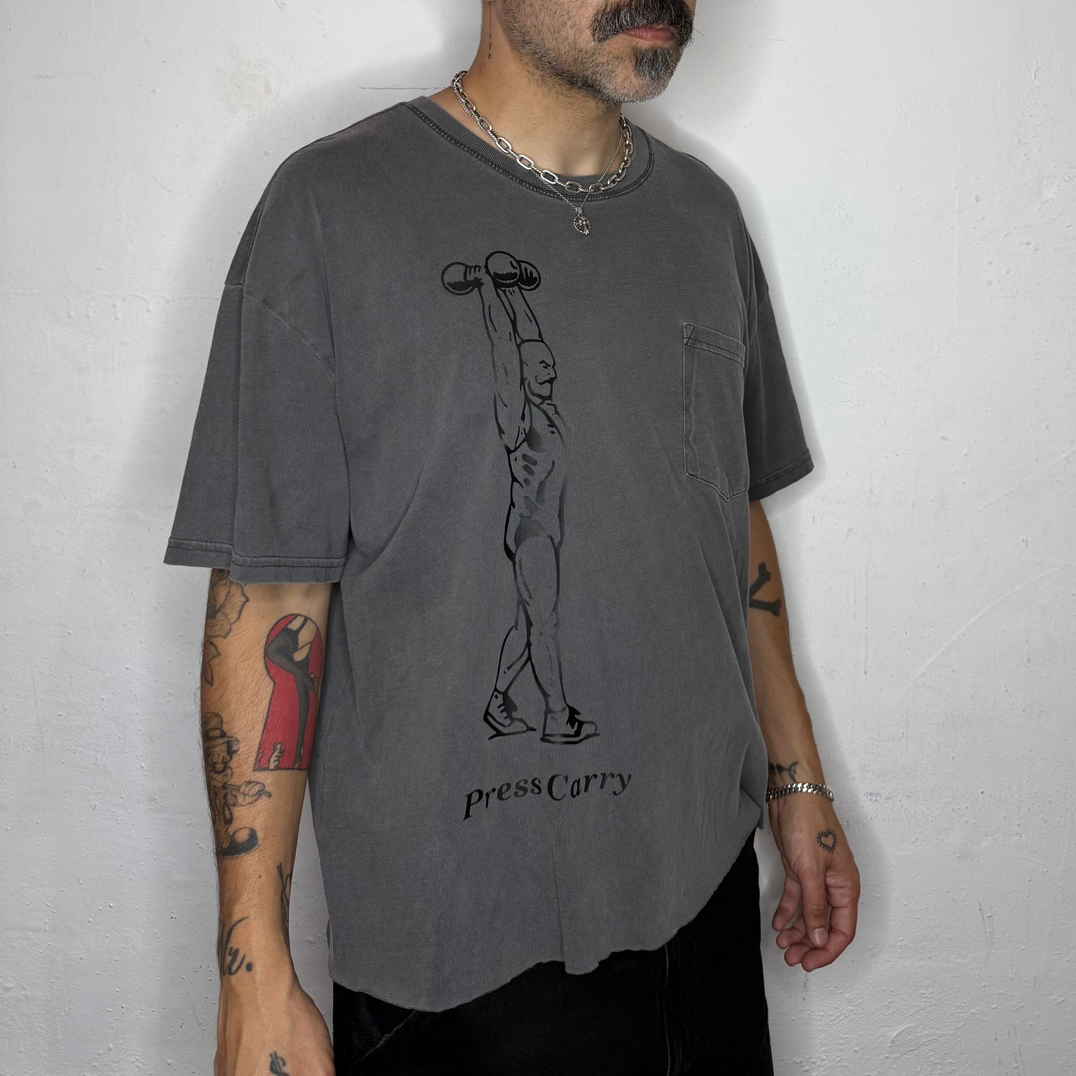 "Press Carry" Crop T-Shirt. XL