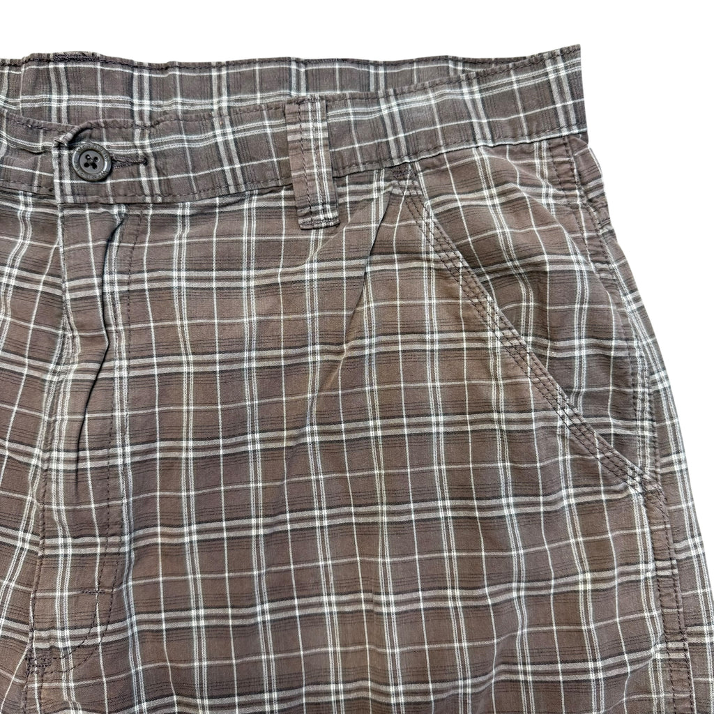 Wrangler Plaid Shorts. 36