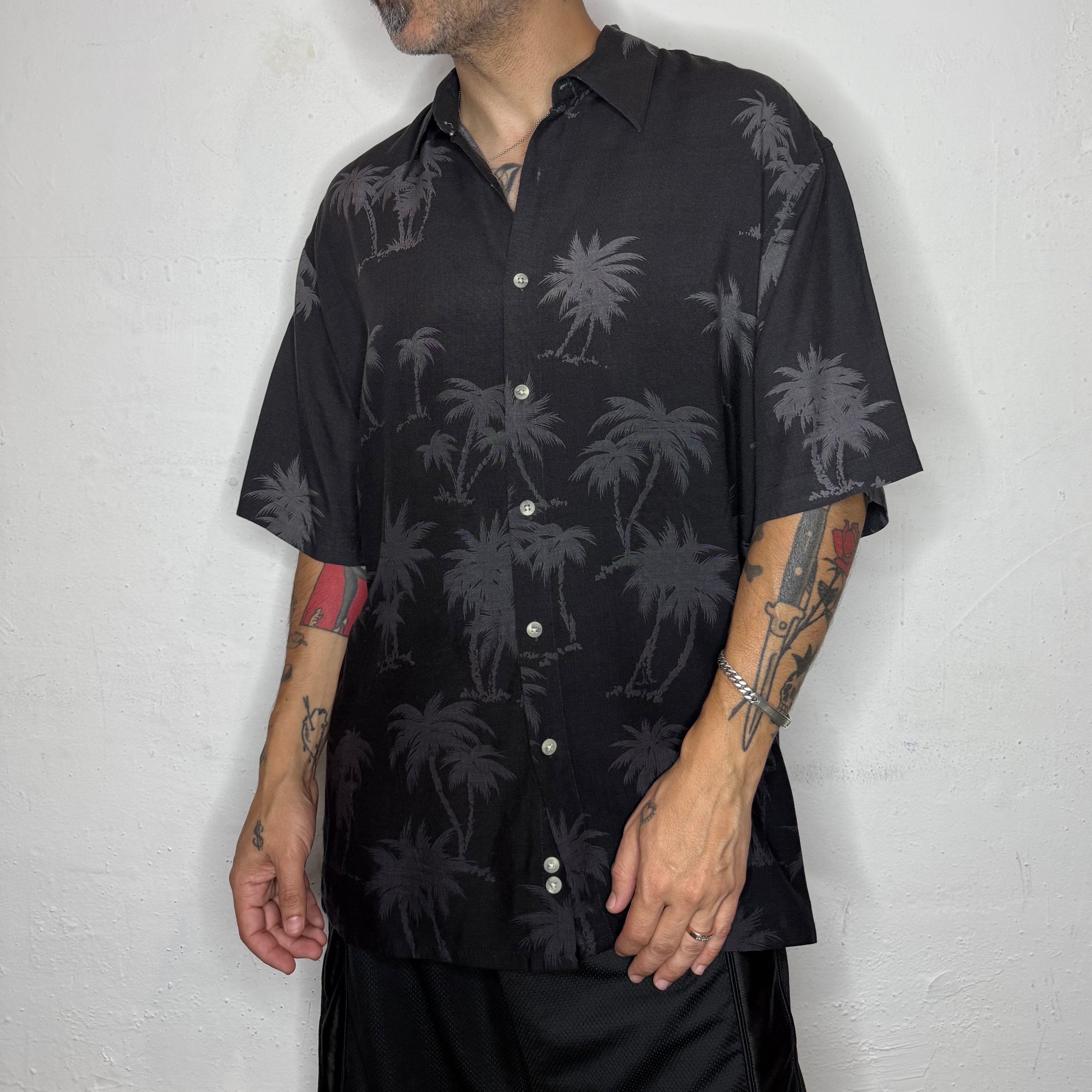 Pierre Cardin Palms Shirt. L