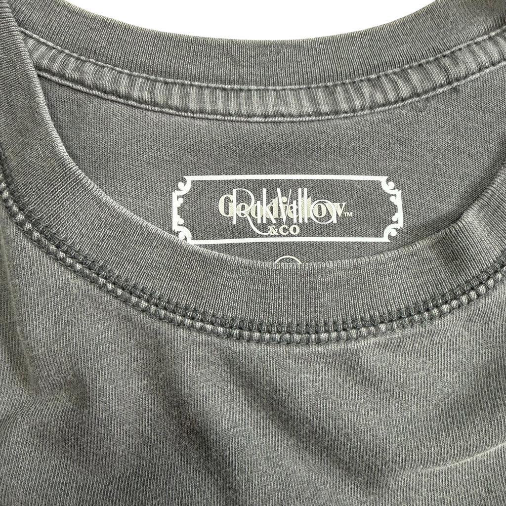 "Press Carry" Crop T-Shirt. XL