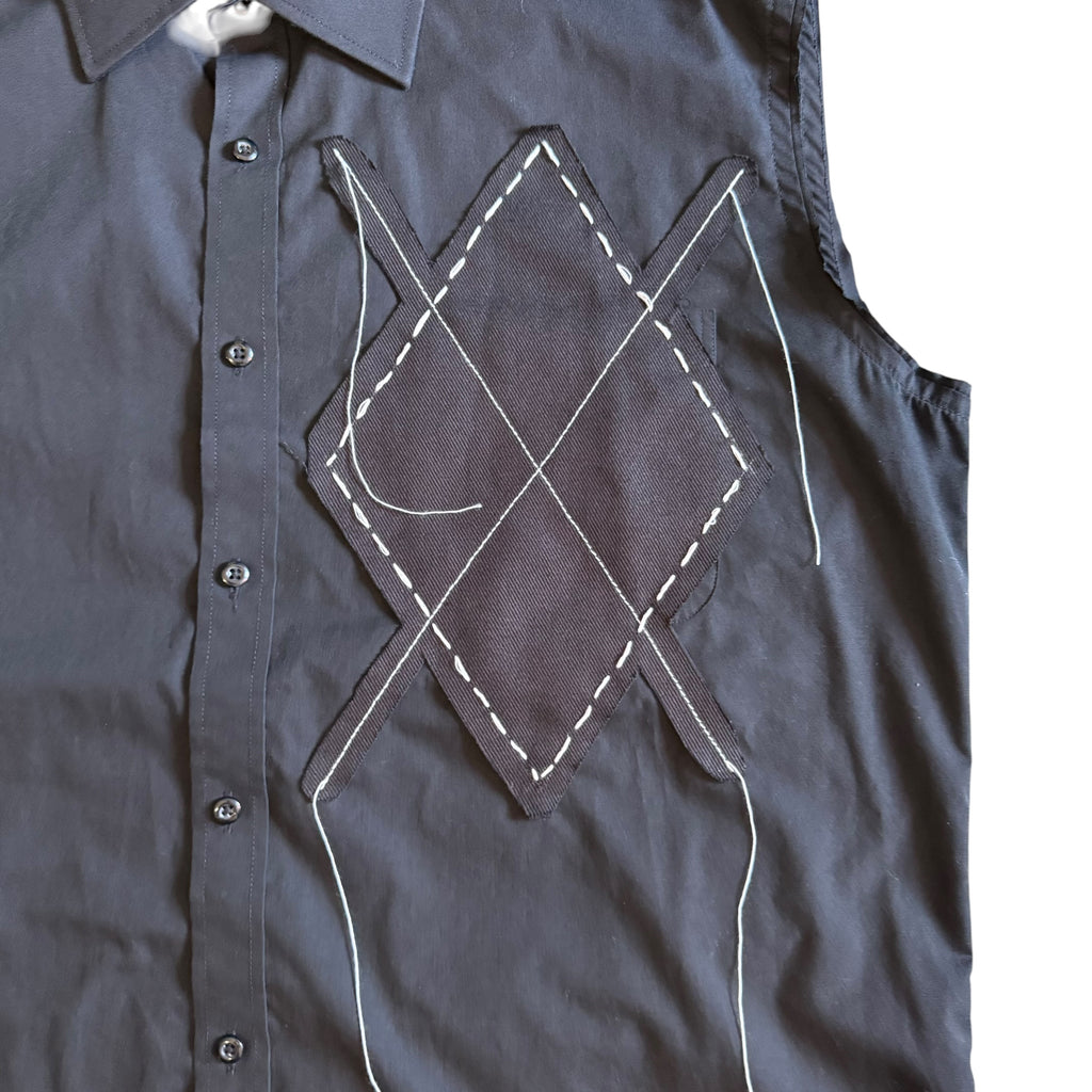 Argyle Muscle Shirt. L