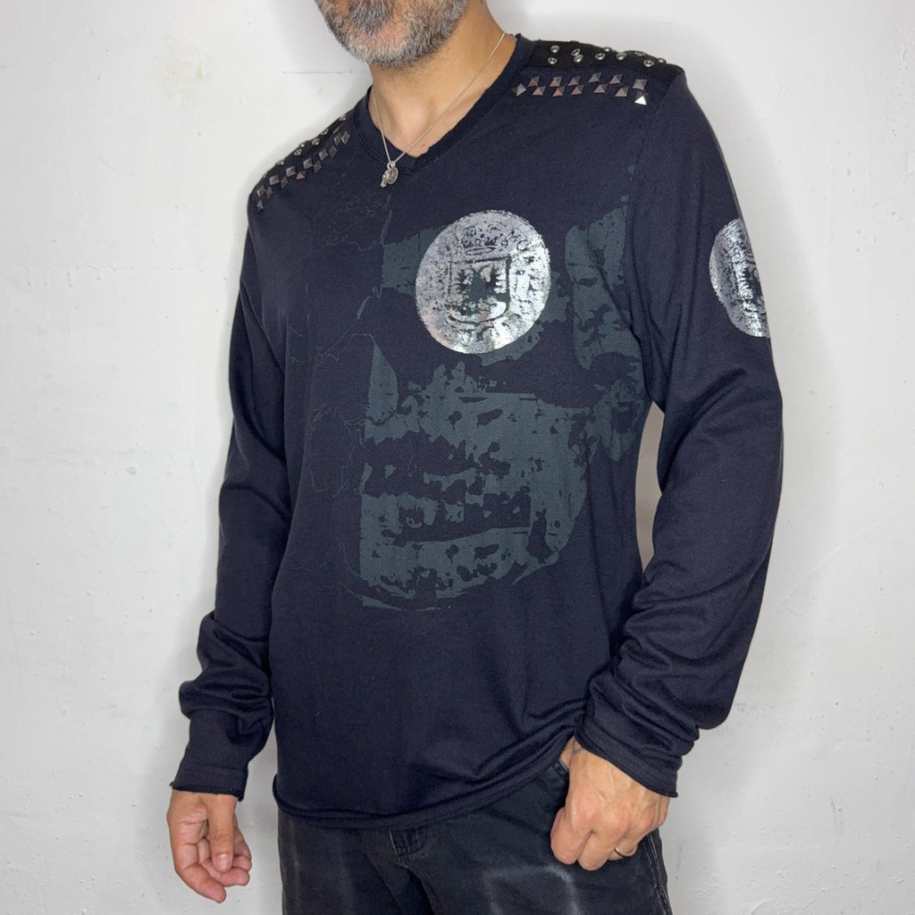 “Skull & Studs” Long Sleeve. L
