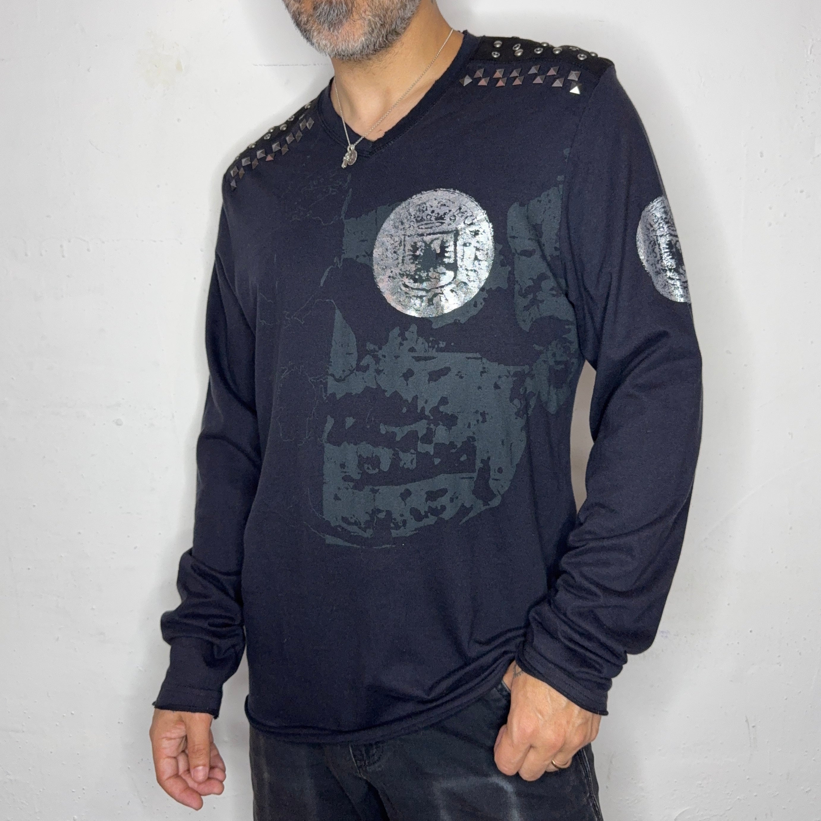 “Skull & Studs” Long Sleeve. L