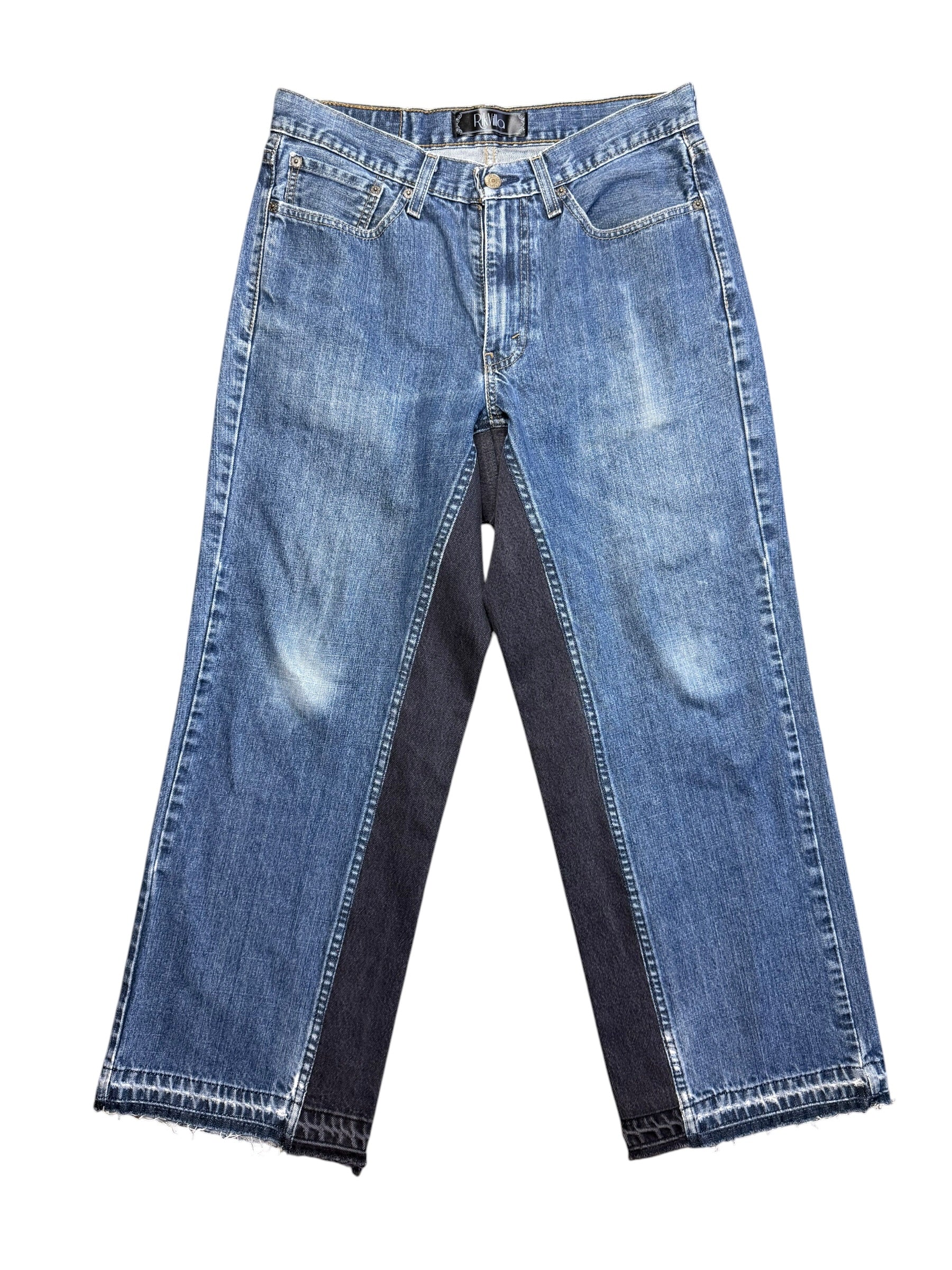 Levis Wide Leg Denim. 32