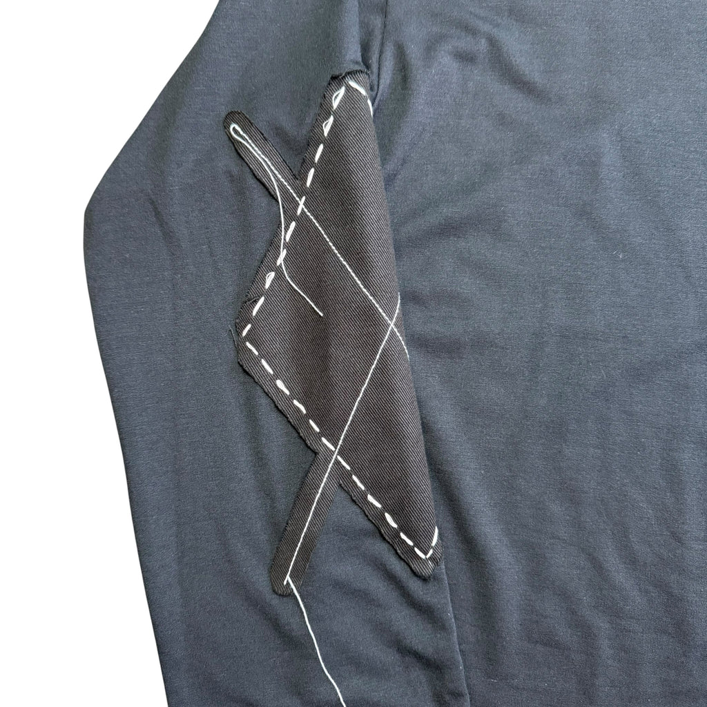Argyle Pullover Sweatshirt. XL