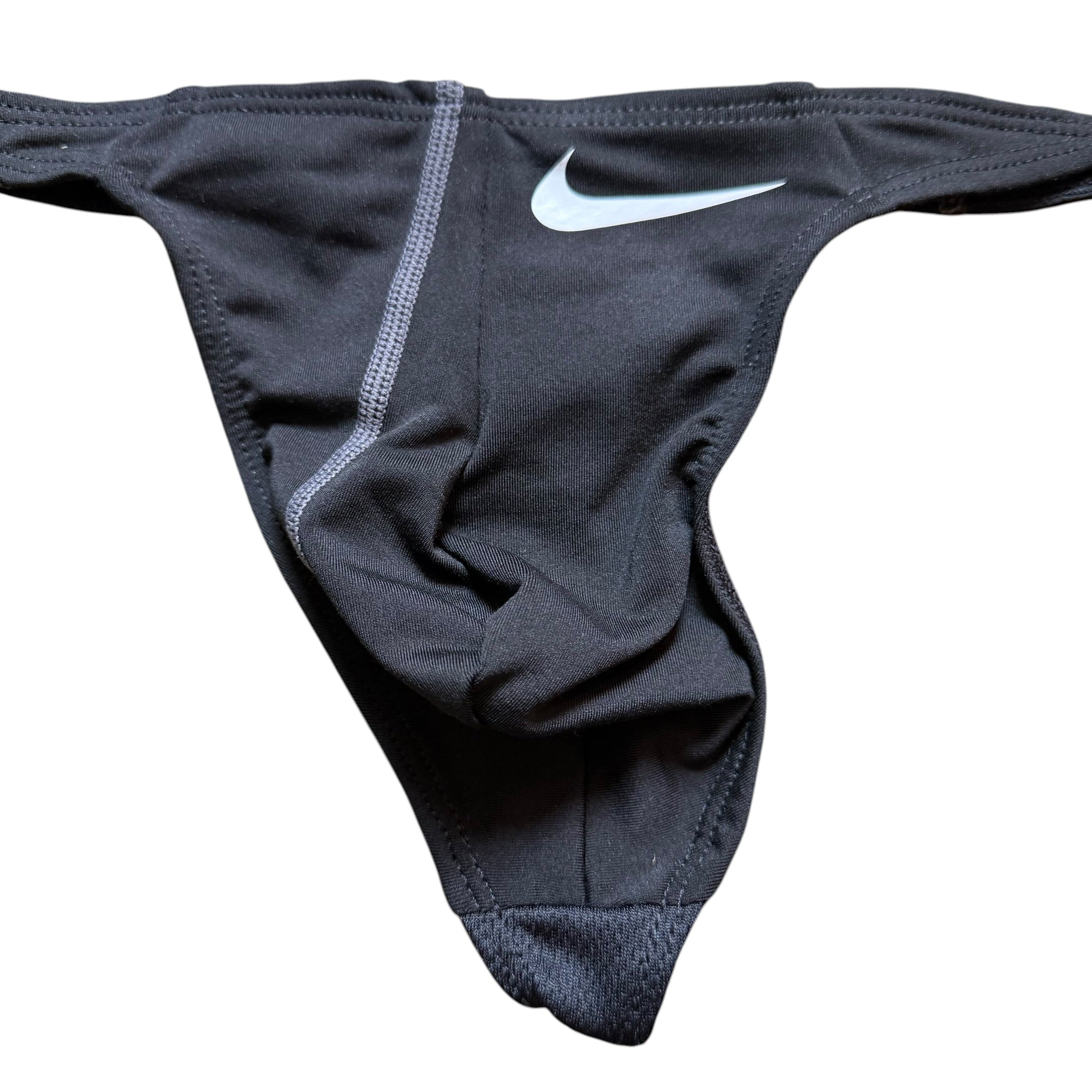 Nike Dri-Fit Thong. L