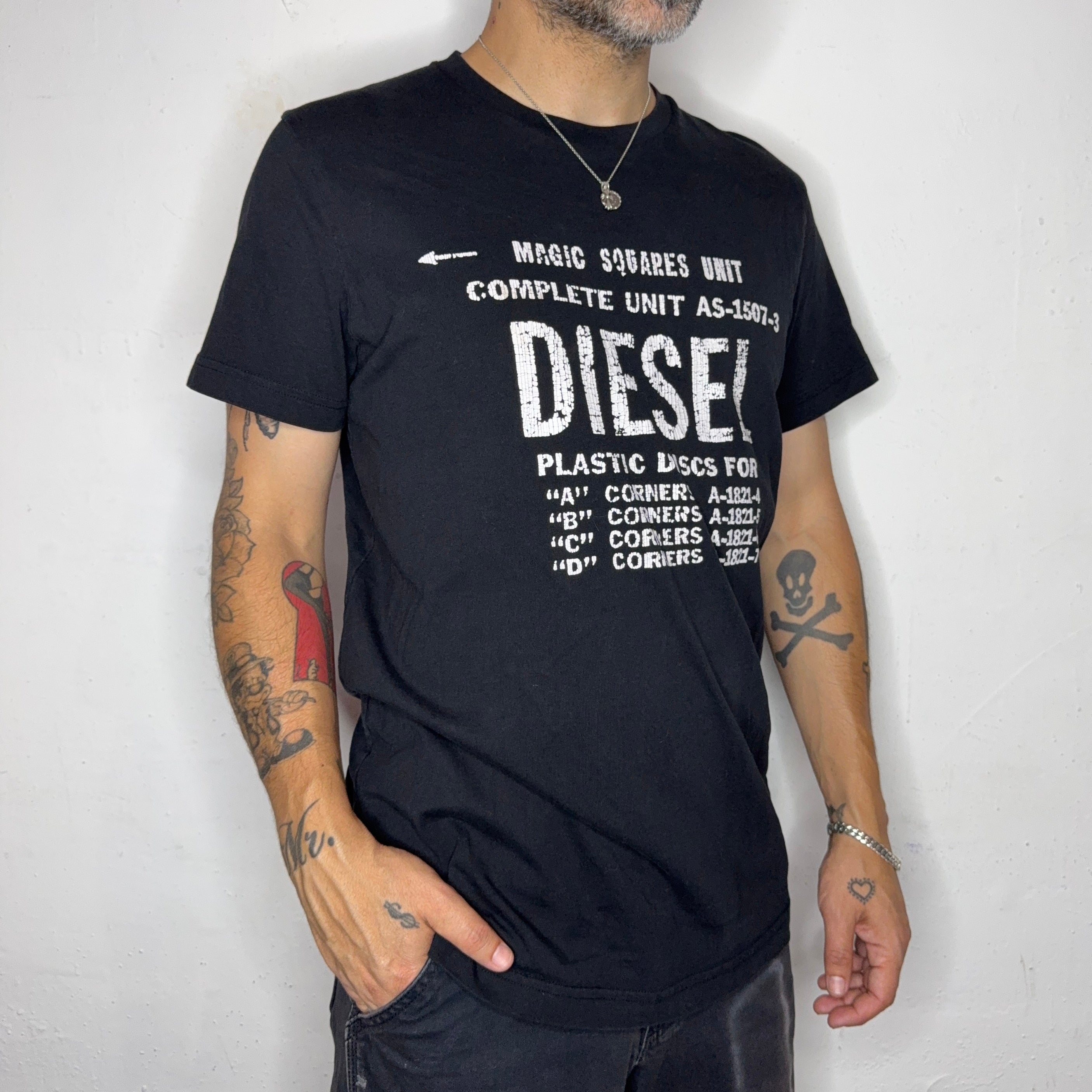 “Diesel Corners” T-Shirt. XL