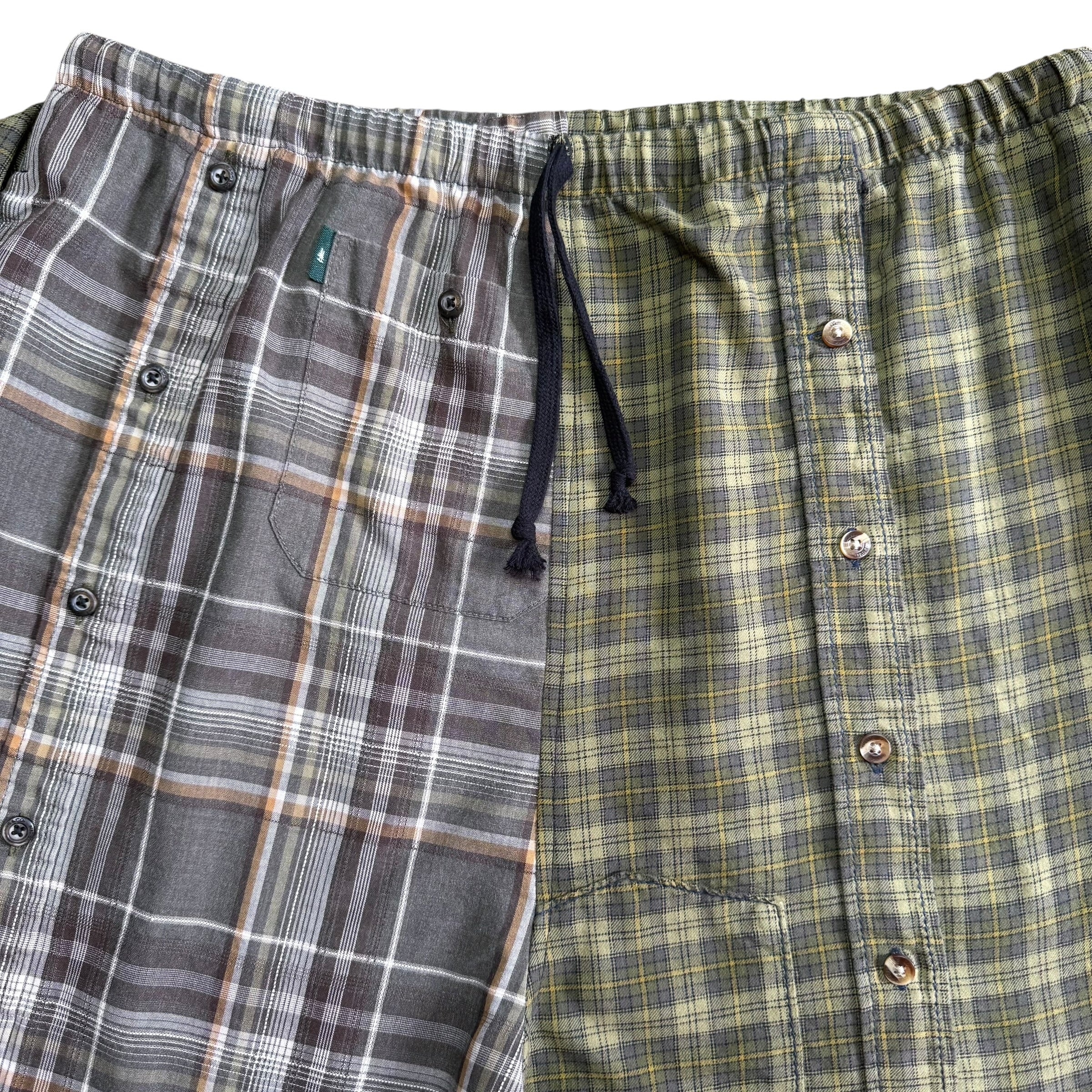 Green Plaid Button Up Shorts. O/S