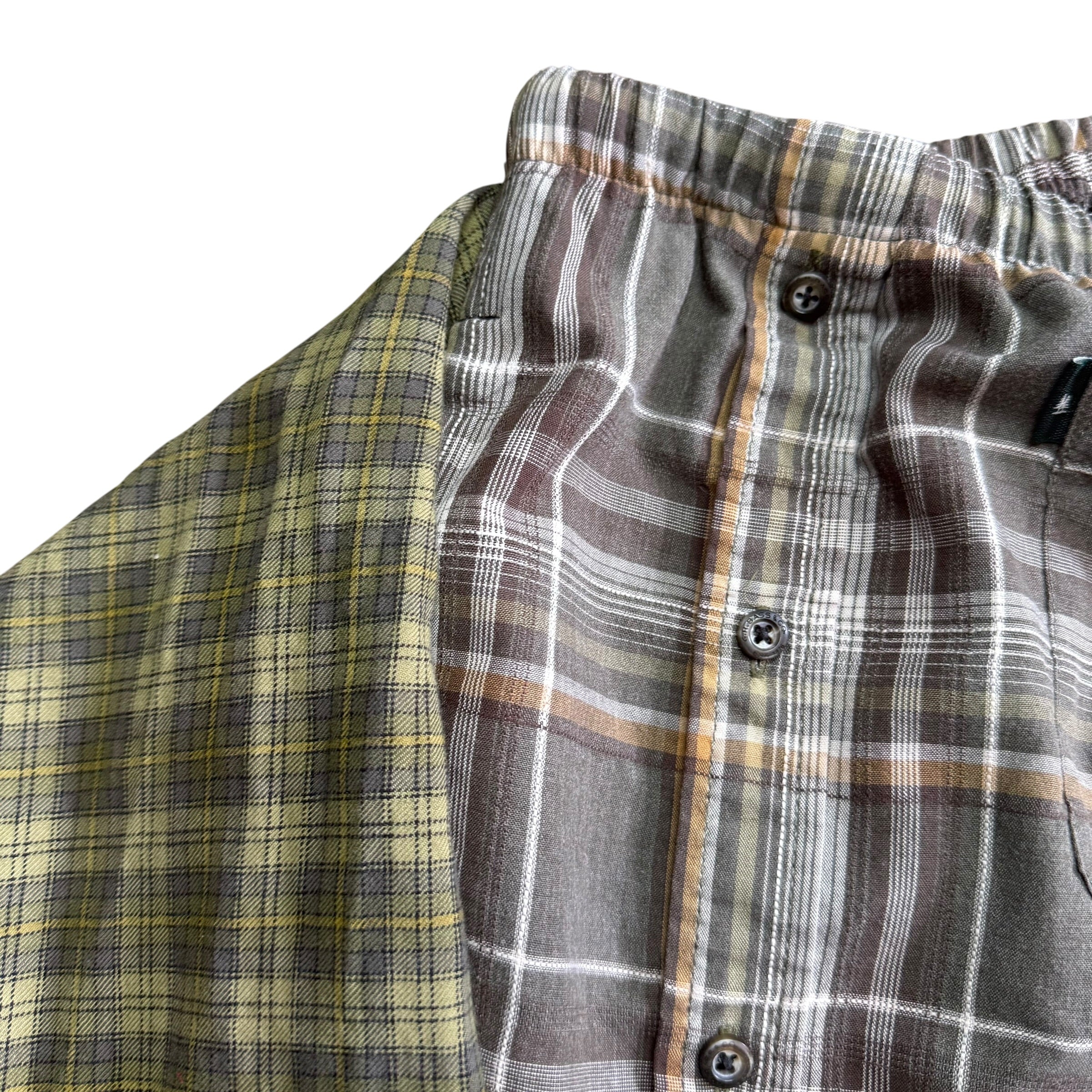 Green Plaid Button Up Shorts. O/S
