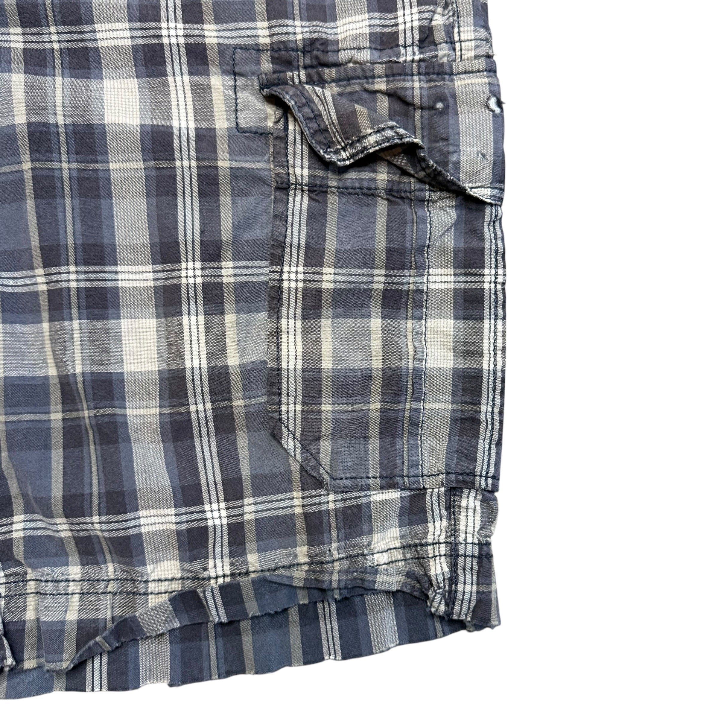 Calvin Klien Jeans Plaid Shorts. 32