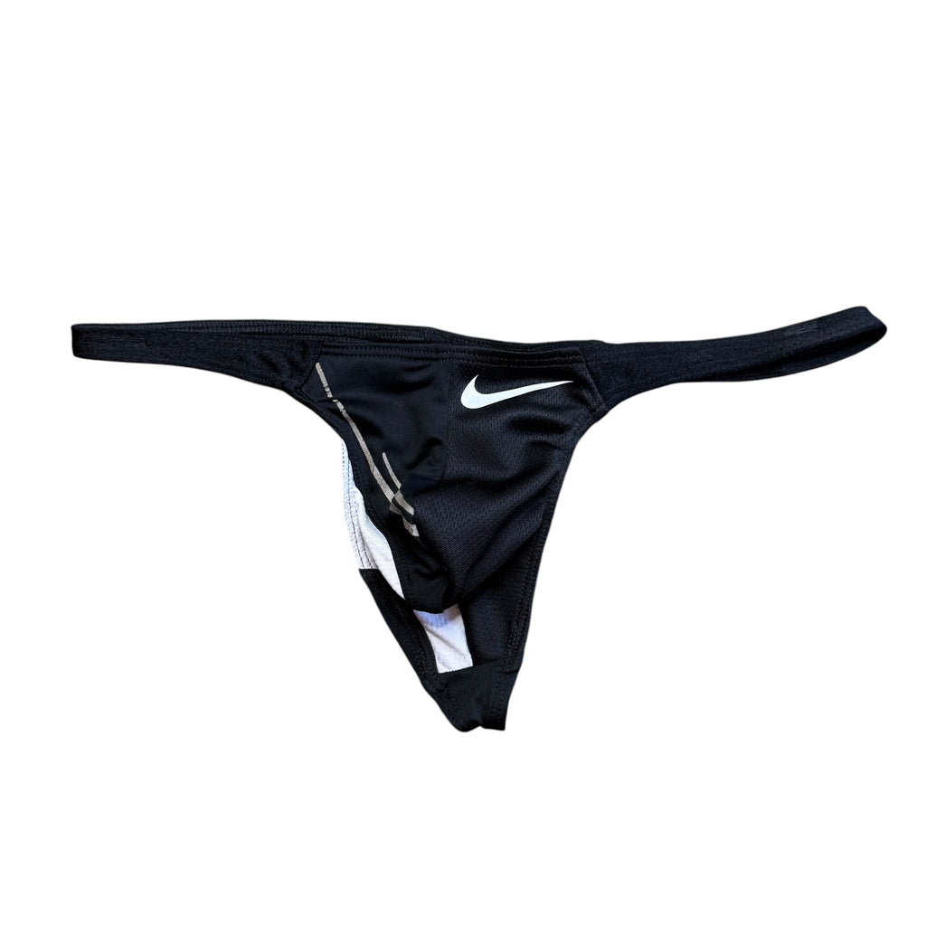 Nike Dri-Fit Thong. S - M