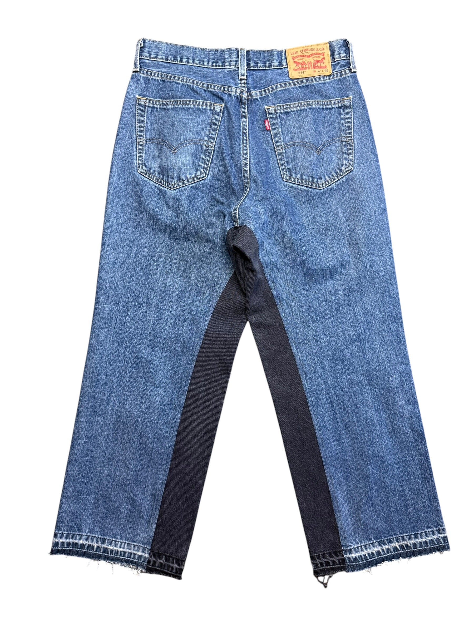 Levis Wide Leg Denim. 32