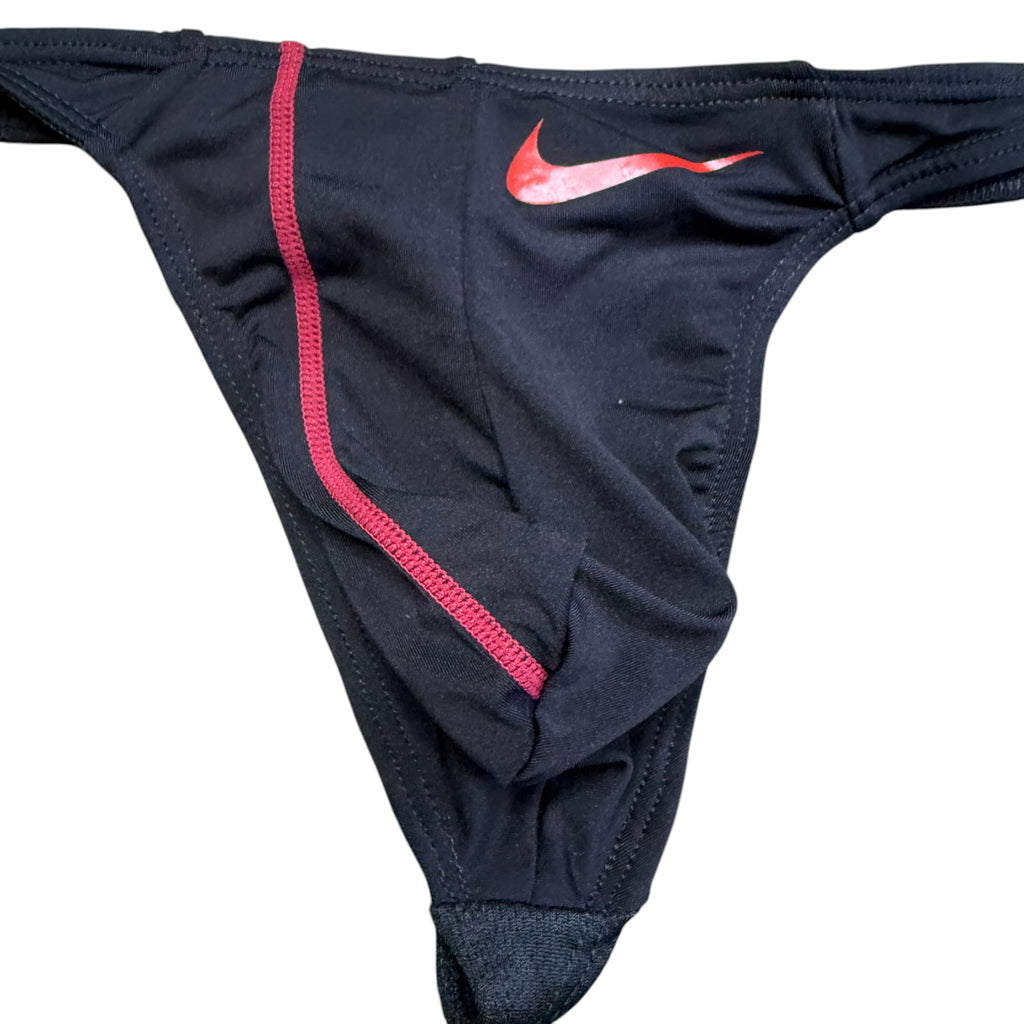 Nike Dri-Fit Thong. M