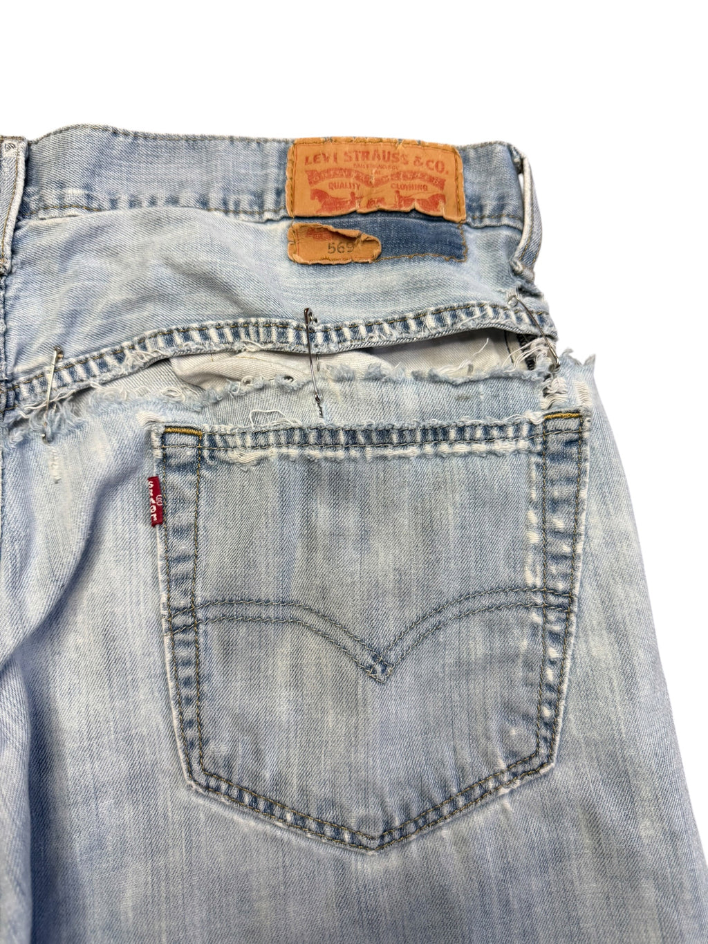 Levis 569 Jean. 34