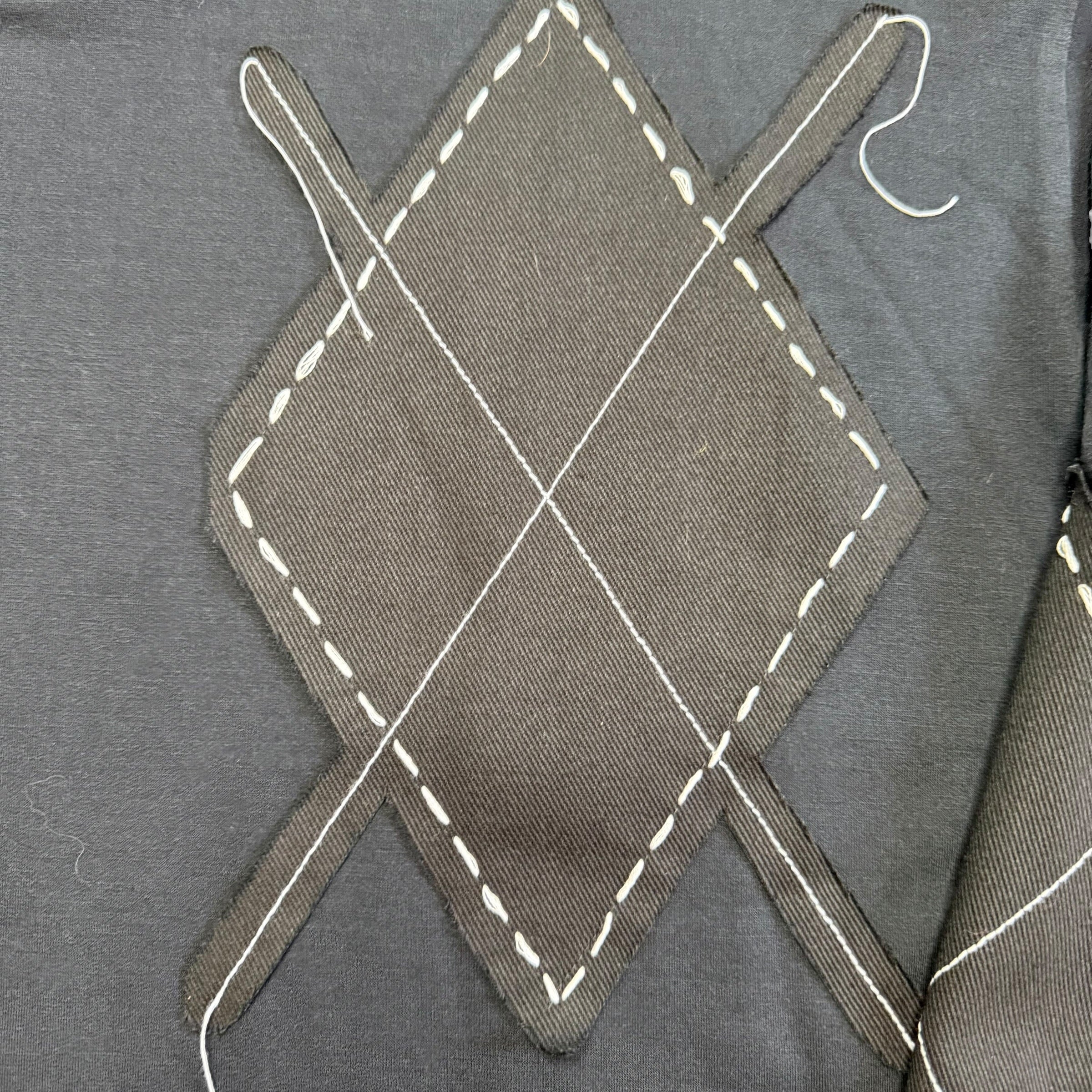 Argyle Pullover Sweatshirt. S