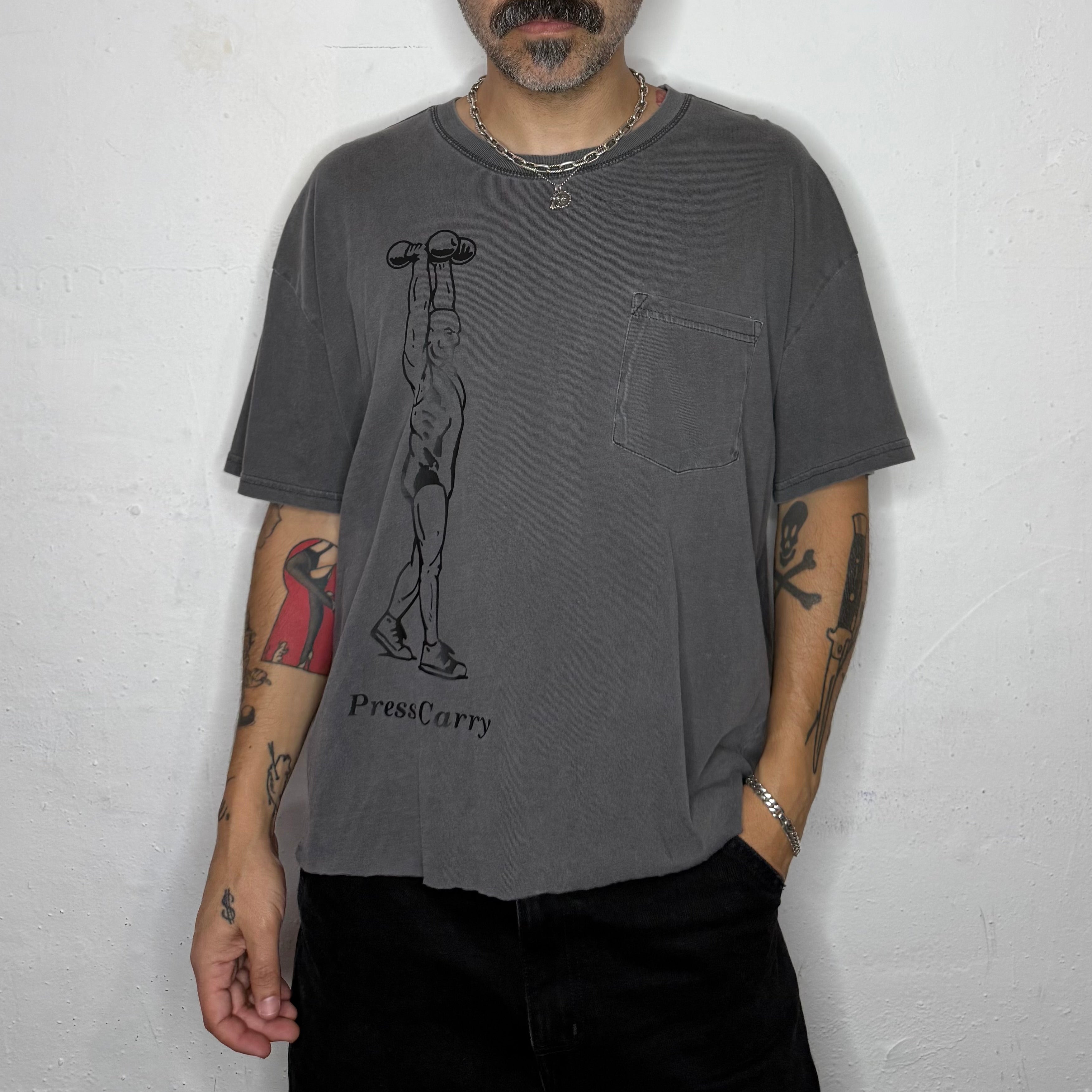 "Press Carry" Crop T-Shirt. XL
