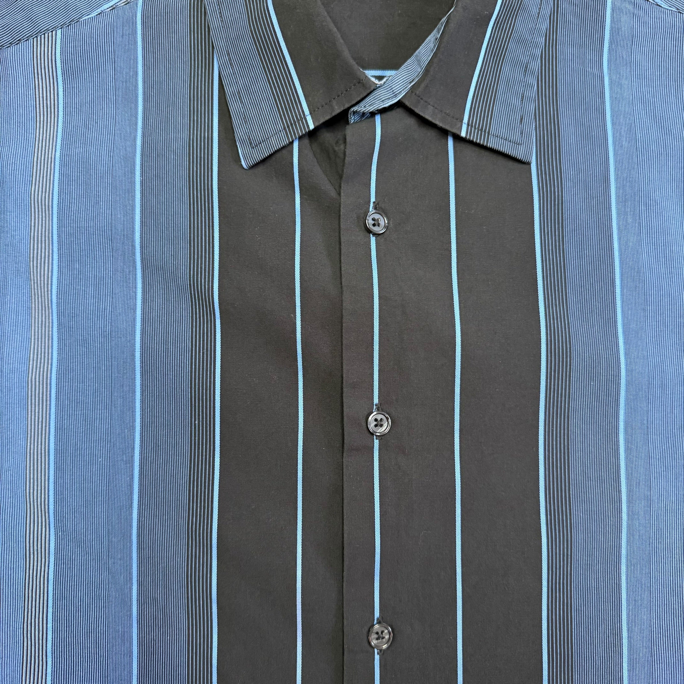Hombre Open SIde Shirt. O/S