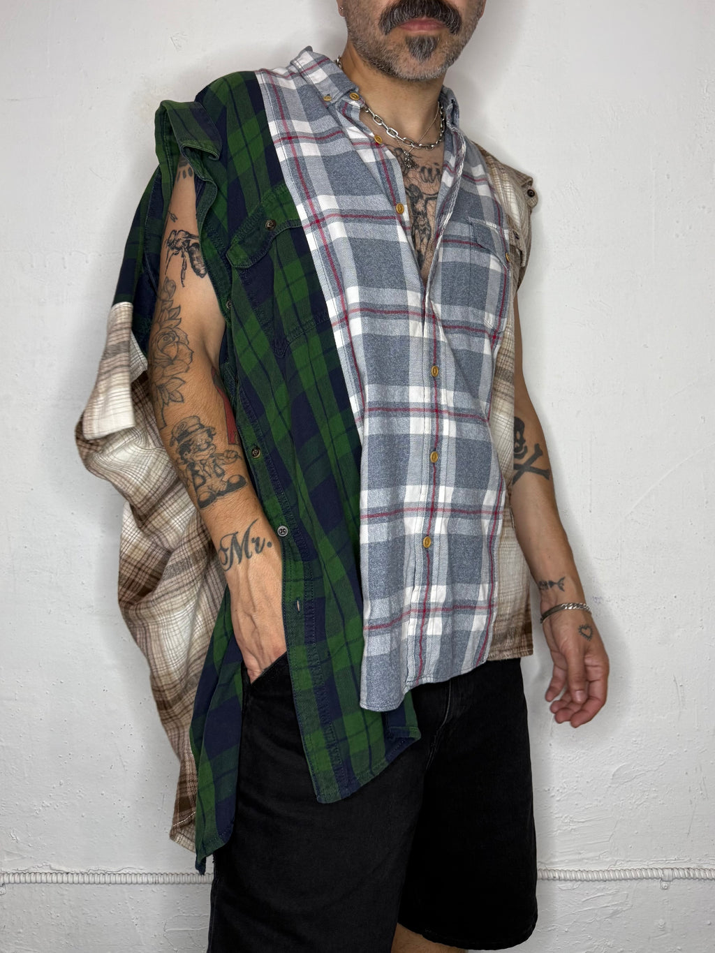 Flannel Button Up Muscle. L