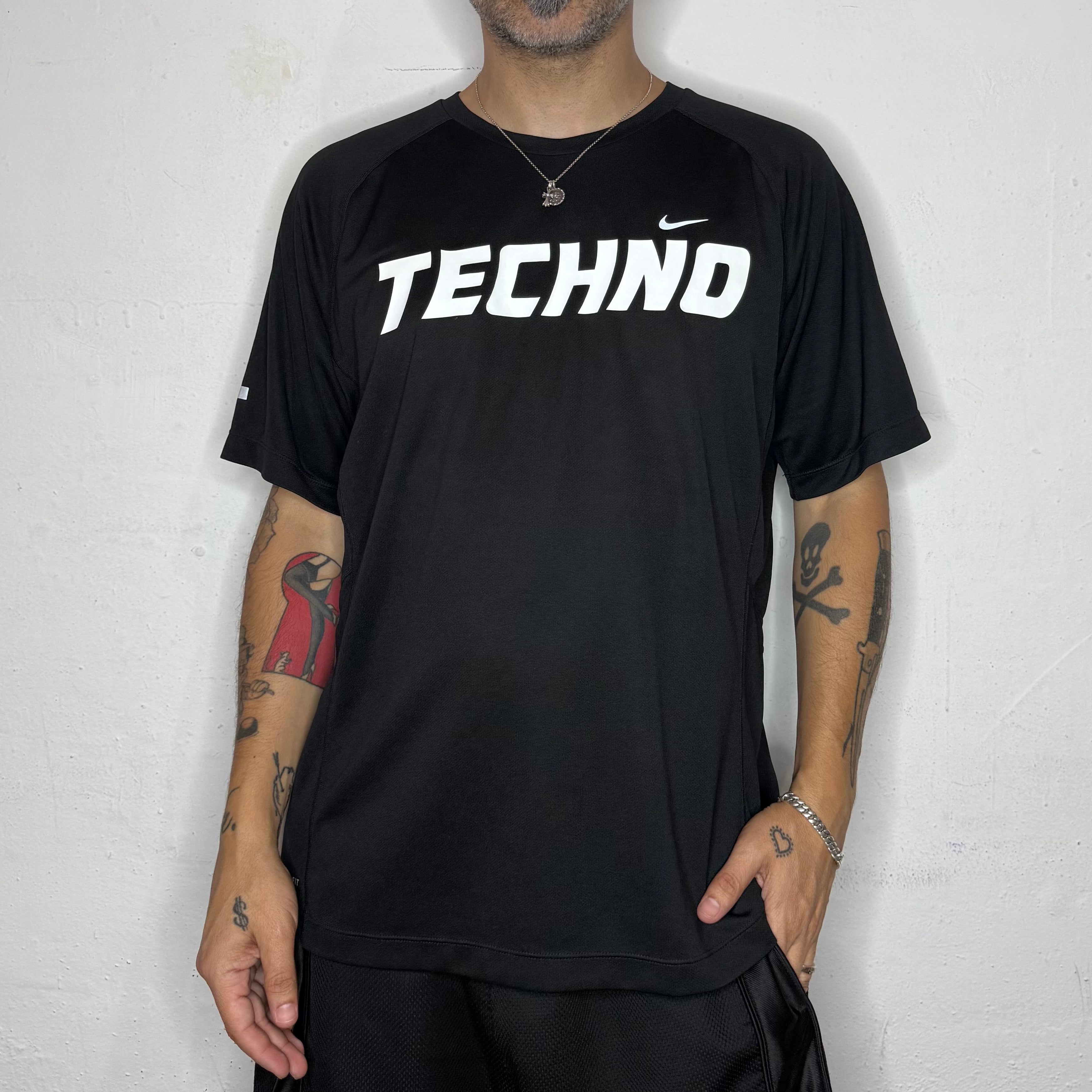Techno Nike Dri-Shirt. L