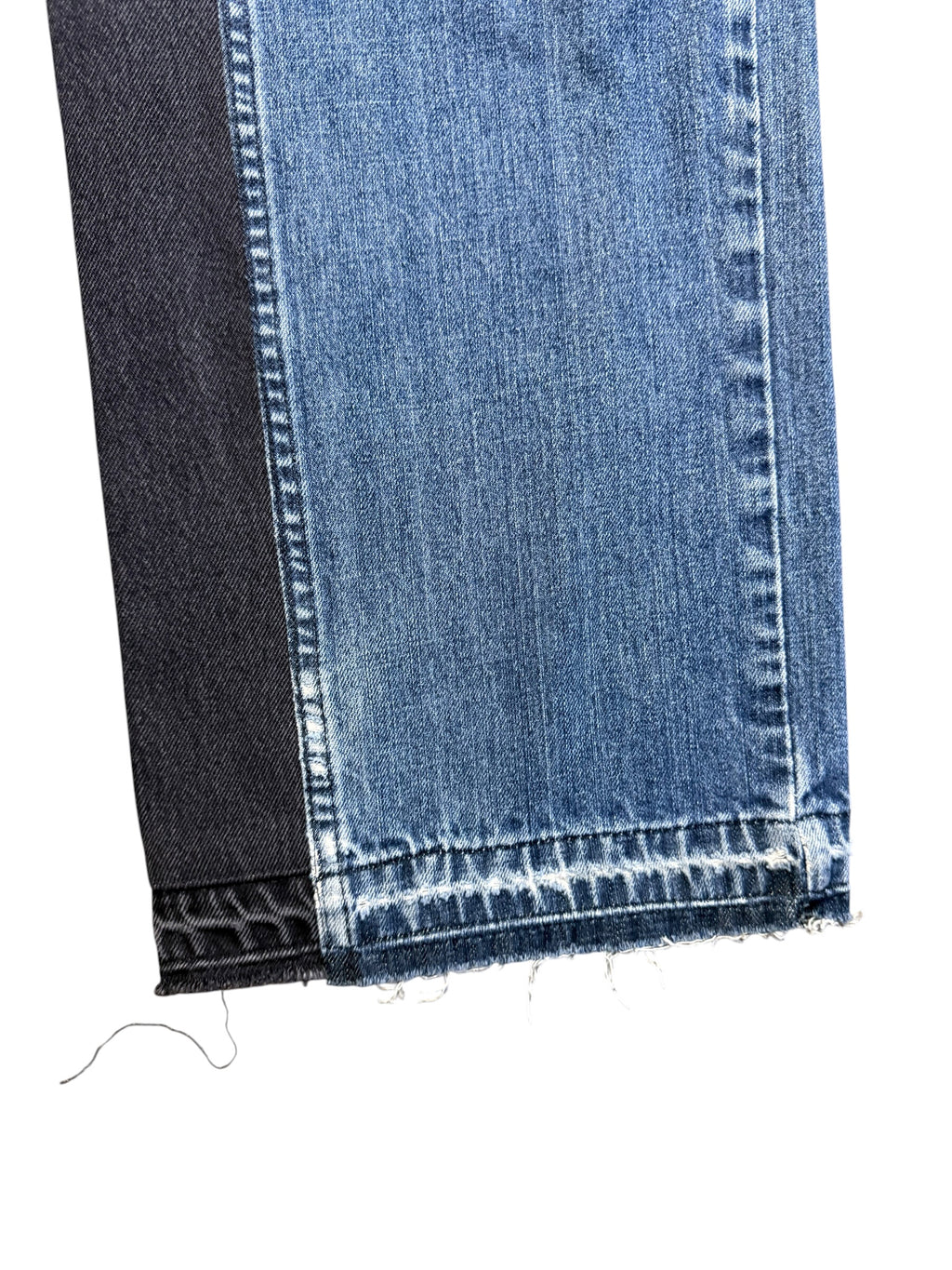 Levis Wide Leg Denim. 32